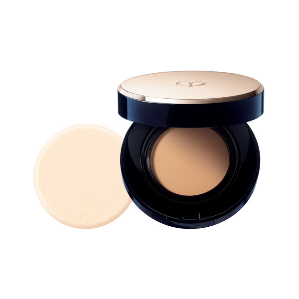 Radiant Cream To Powder Foundation Matte Cle De Peau Beaute