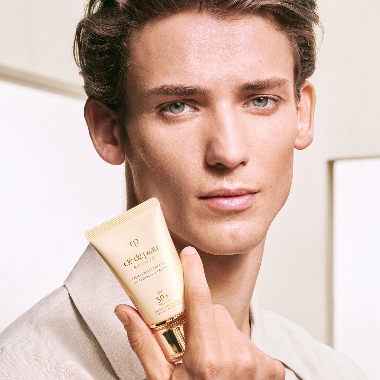 UV Protective Sunscreen SPF 50+ | Clé de Peau Beauté