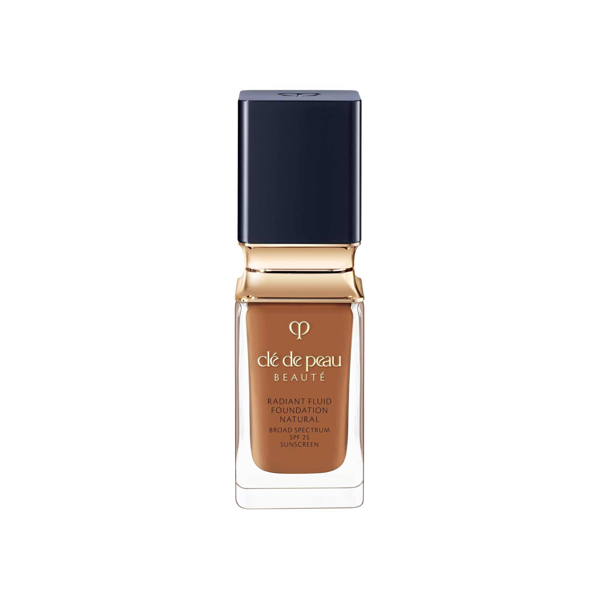 【きれいめファッション51選】上品さと清潔感をキープし Natural Foundation Fluid Radiant SPF Beauté Peau de Cle | 25 ファンデーション