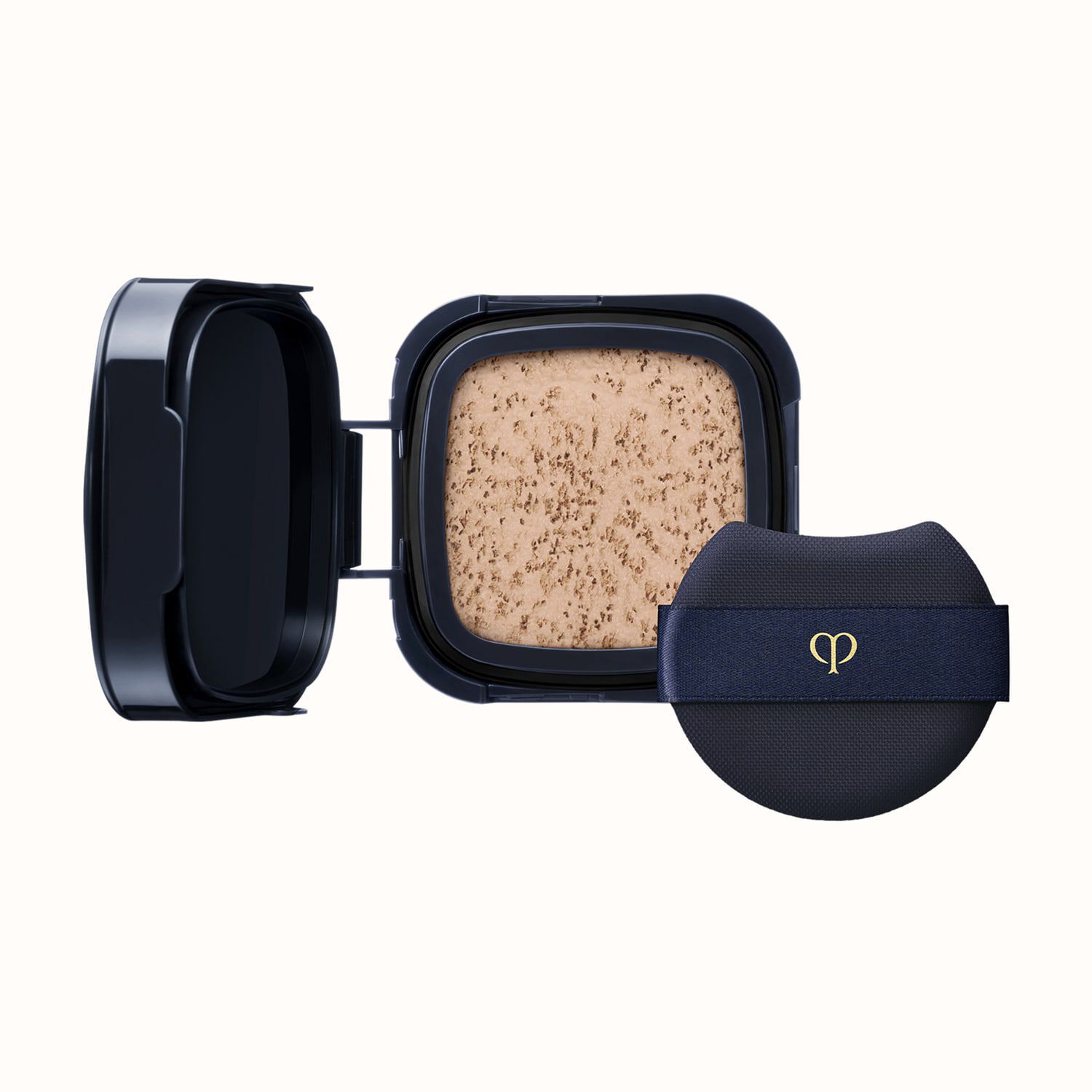 Radiant Cushion Foundation Dewy Refill | Clé de Peau Beauté