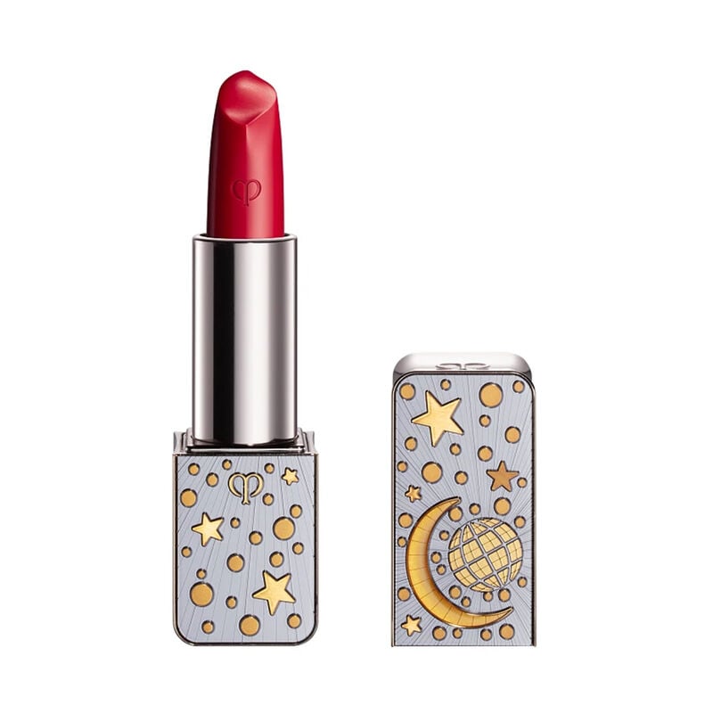 The Most Expensive Makeup Brands: Illuminating powder from Cle de Peau Beaute