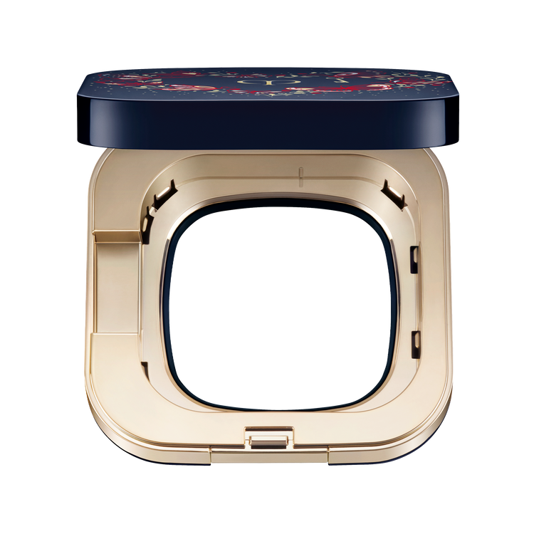 Radiant Cushion Foundation Dewy Case | Clé de Peau Beauté