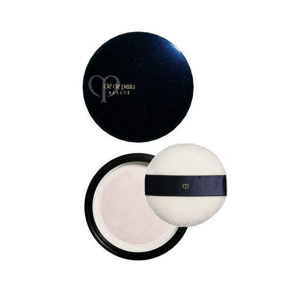 Translucent Loose Setting Powder Cle De Peau Beaute We have yet to meet or work with a makeup artist that doesn't rely on a translucent powder as the final step for any look. translucent loose setting powder cle de peau beaute