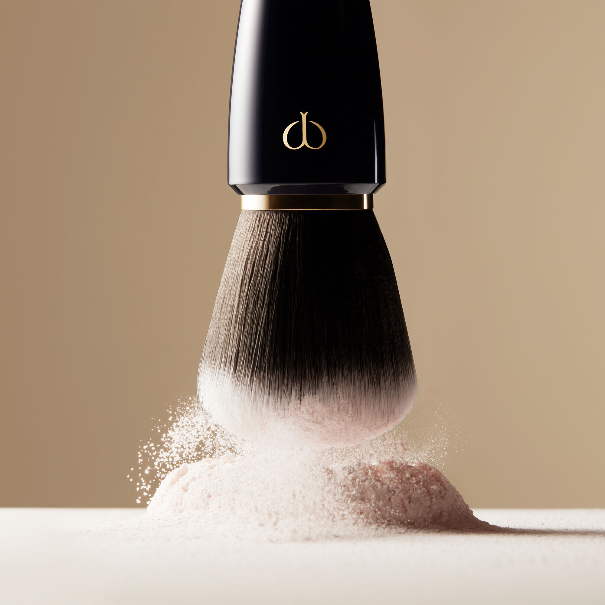 Translucent Loose Powder | Clé de Peau Beauté