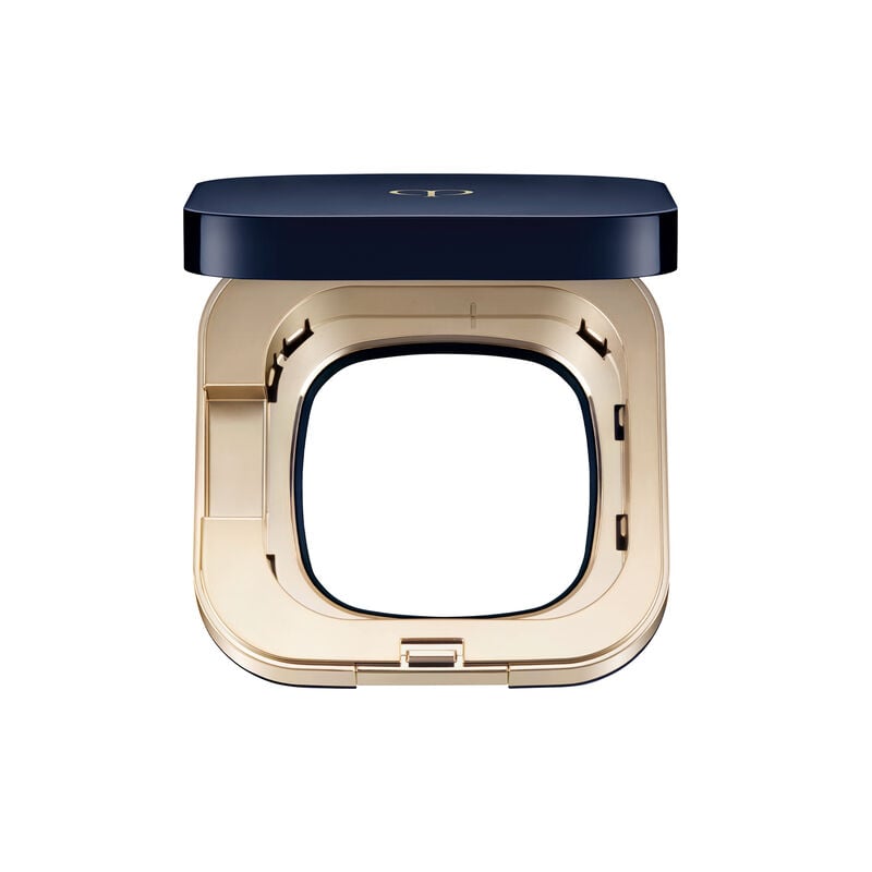 Shop Clé De Peau Beauté Radiant Cushion Foundation Dewy Case