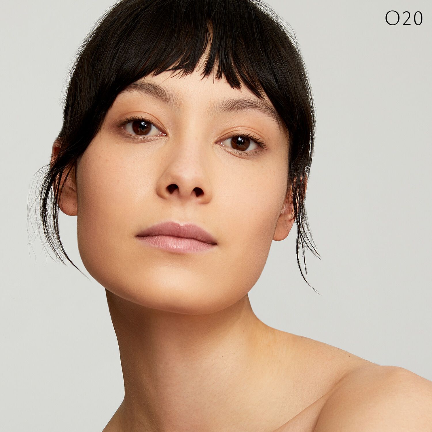 Radiant Fluid Matte Foundation SPF 20 | Cle de Peau Beauté